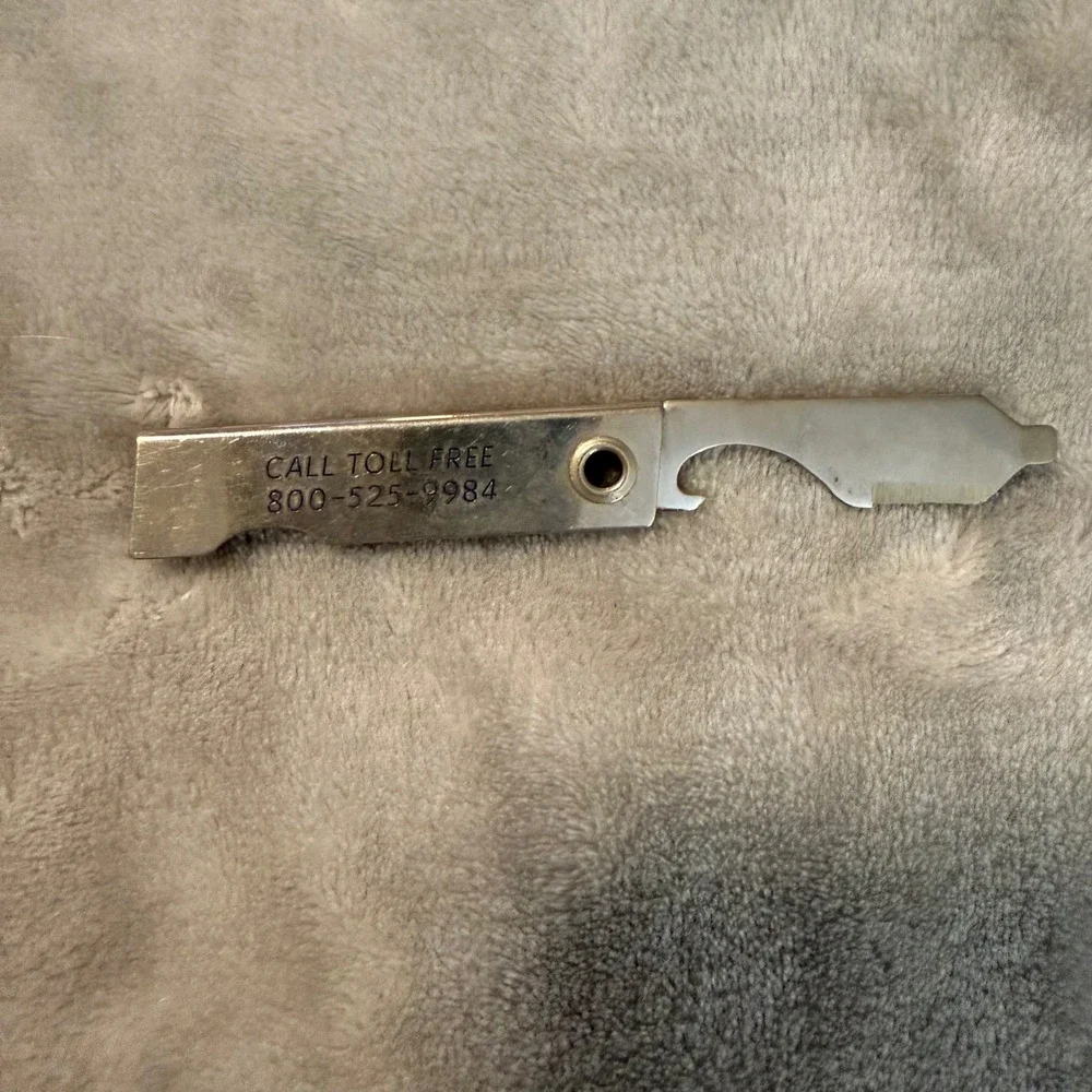 Vintage USAF Air Force Reserve Metal Can & Bottle Opener‎ Keychain Tool 1970s